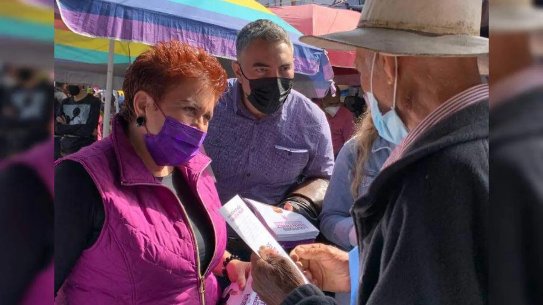 Lourdes Martínez visita a habitantes de San Martín de las Flores